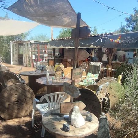 Mobilhome Vintage Dans Camping A La Ferme Ponteilla Exterior foto
